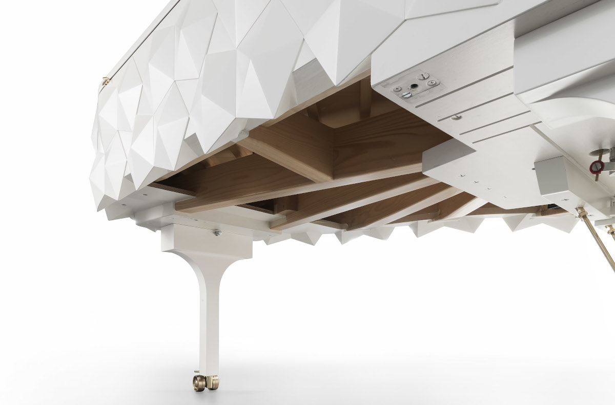 【琴》中国古玩 青白磁陽刻鉢 CF059 白瓷16\" 五子戏弥勒 LC1606P1