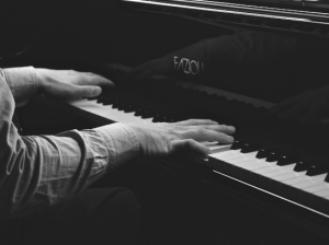 How to sanitize the keyboard on a Fazioli piano