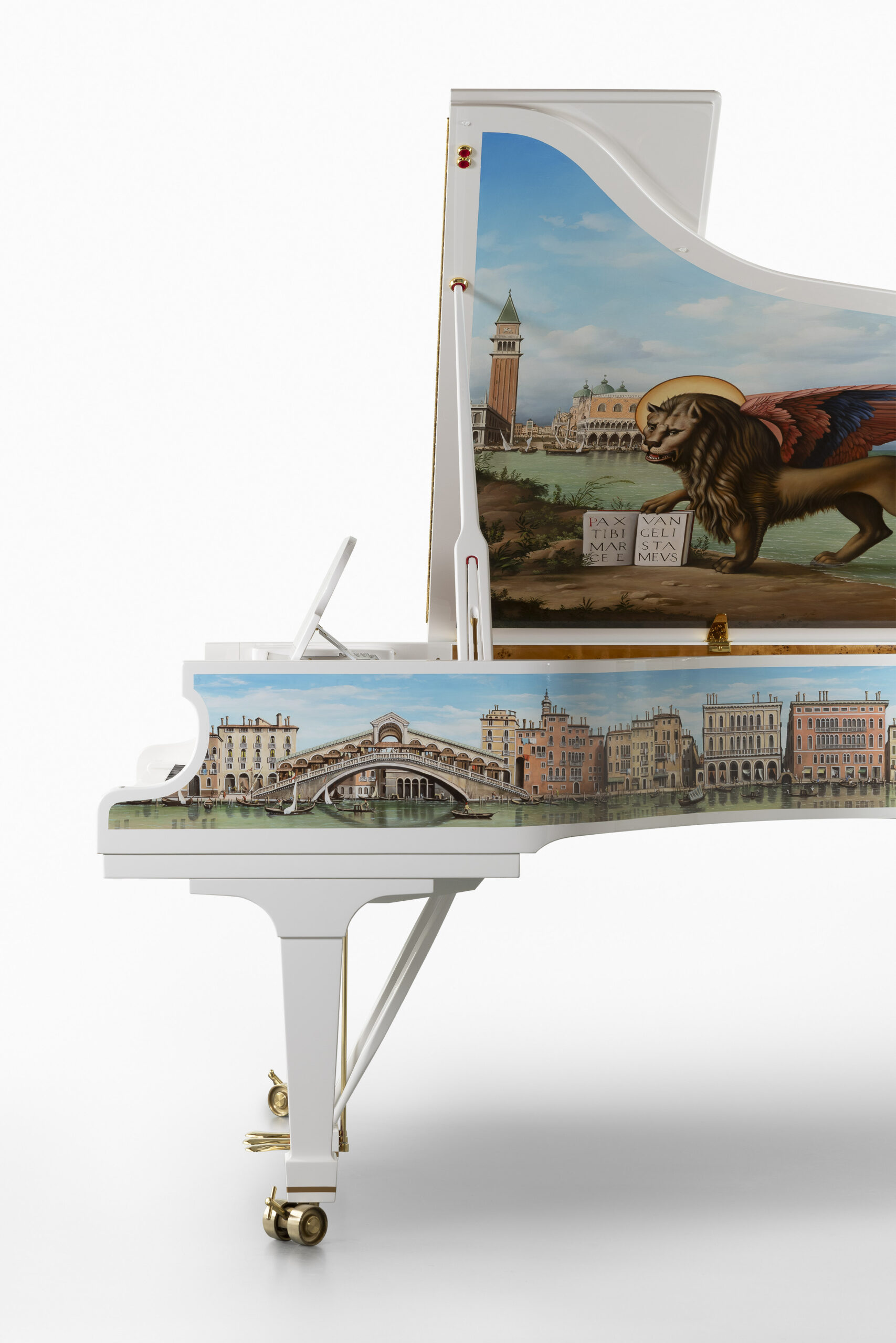 Fazioli Pianoforti